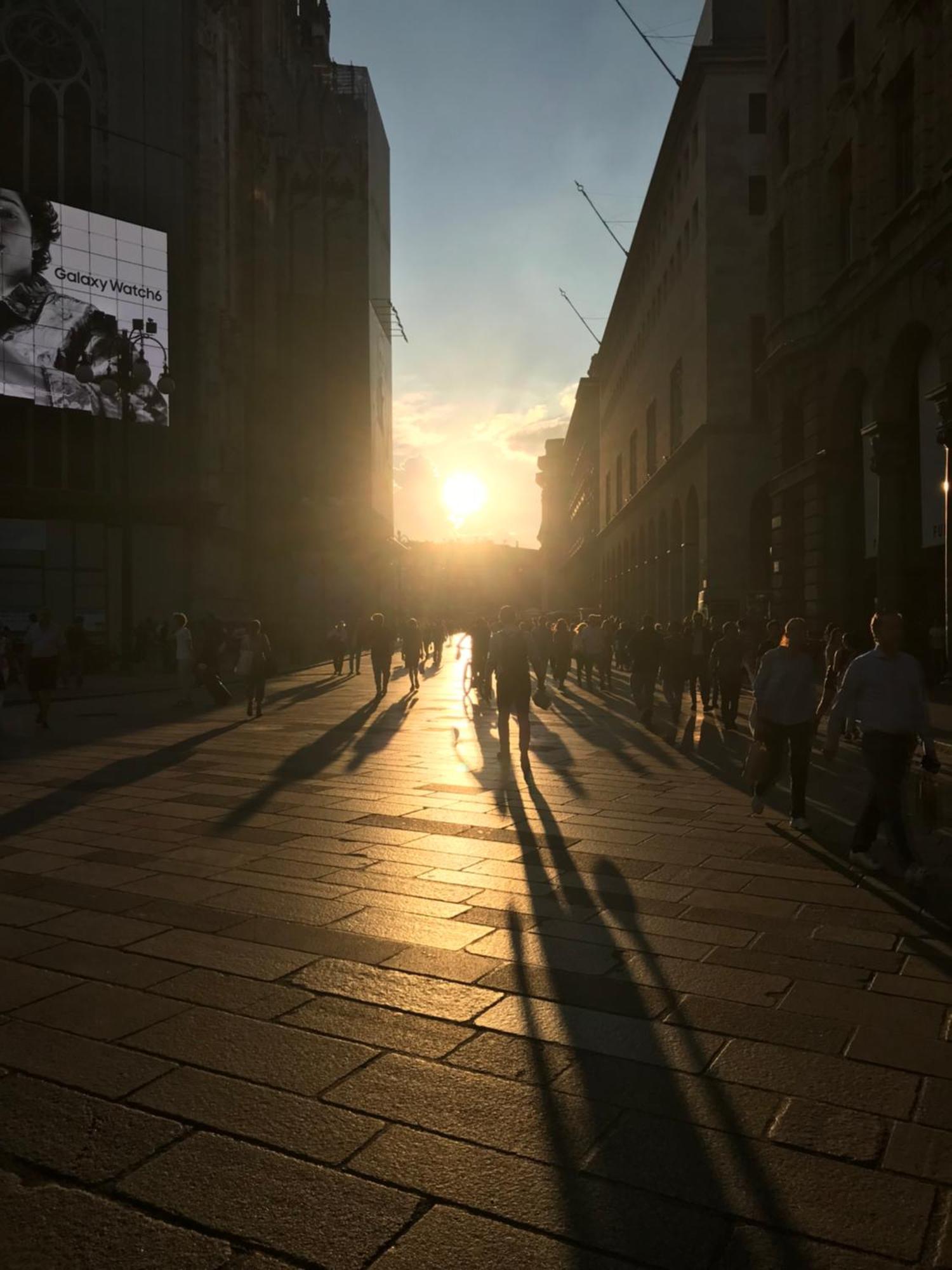 Free 30 Minutes Preemptive Cognitive Disconnect Therapy Price Location Real Duomo Palace Mini Suite Milaan Buitenkant foto