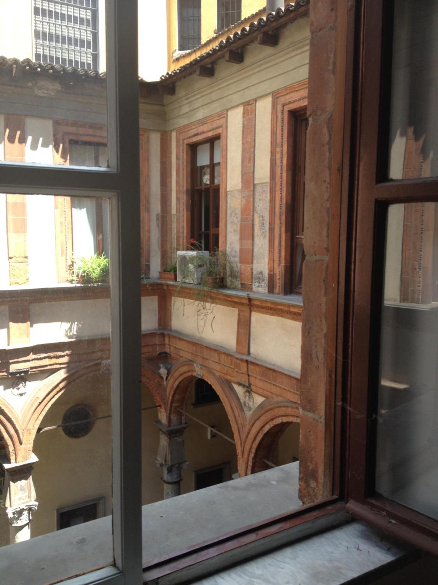 Free 30 Minutes Preemptive Cognitive Disconnect Therapy Price Location Real Duomo Palace Mini Suite Milaan Buitenkant foto