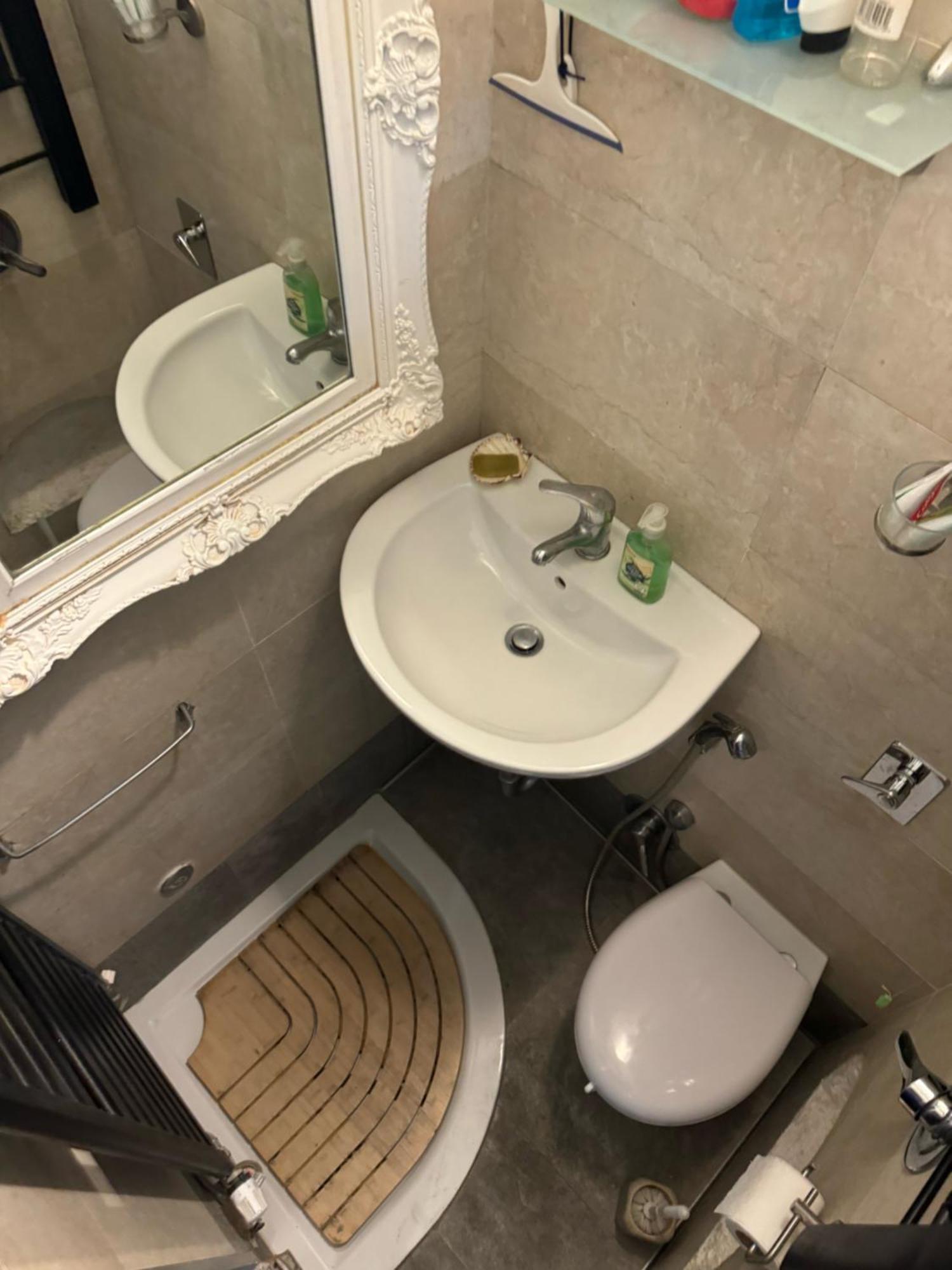 Free 30 Minutes Preemptive Cognitive Disconnect Therapy Price Location Real Duomo Palace Mini Suite Milaan Buitenkant foto